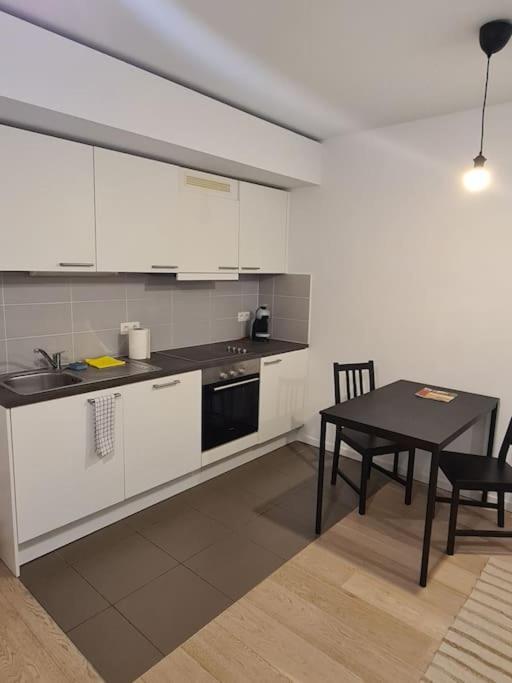 Beau Studio Lägenhet Bryssel Exteriör bild